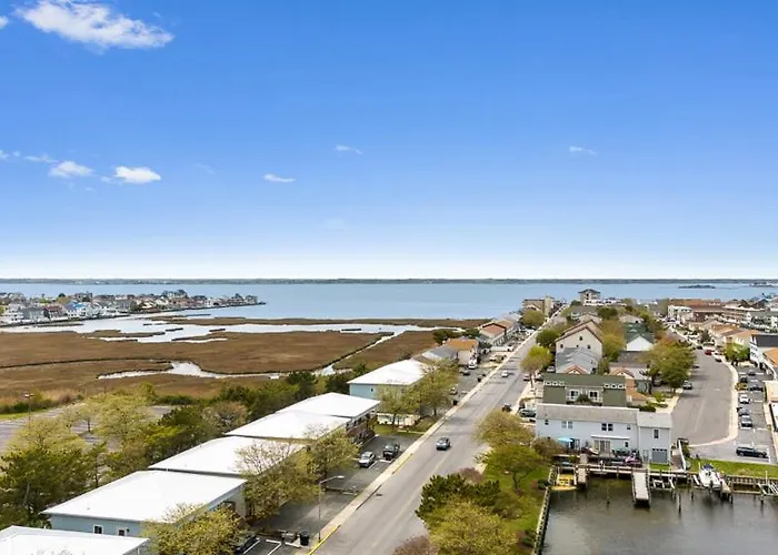 Holiday home Renovated 3br Short Walk To Right By The Turtle Ocean City